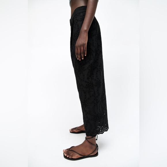 ZARA PANTS WITH OPENWORK EMBROIDERY
SIZE M - Picture 4 of 8